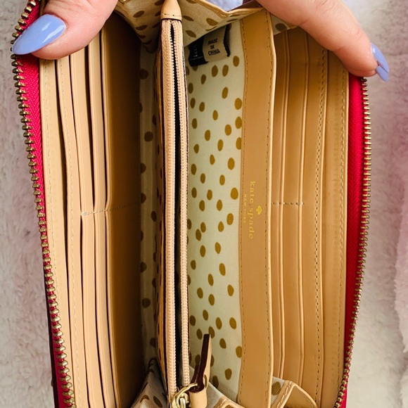 Large Kate Spade Wallet - Picture 3 of 3